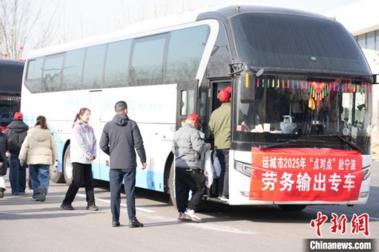 為提升服務(wù)精準(zhǔn)度，活動(dòng)期間特別開展定點(diǎn)勞務(wù)輸出服務(wù)。 解凱光 攝